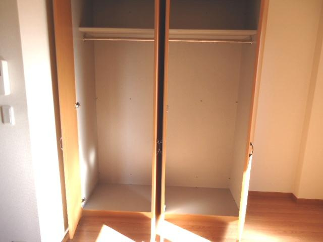 シャンドフルールの収納|クローゼット