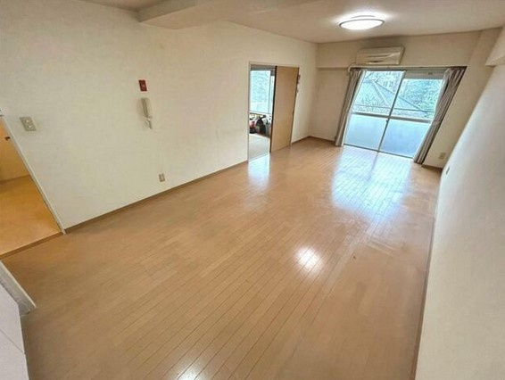 マンションニュー本郷の画像