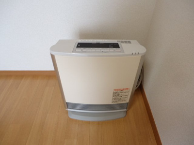【その他】 | グレイス ヴィラＭ Ⅲ | ガスファンヒーター