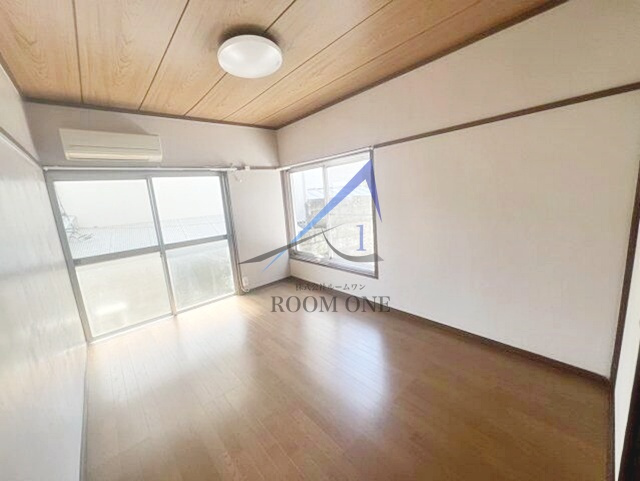 ハイスカイ山王の居間・リビング|洋室のお部屋です。