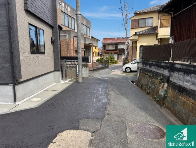 明石市魚住町中尾　新築一戸建ての前面道路含む現地写真|車通りの少ない前面道路！お子様がいらっしゃるご家族でも安心！