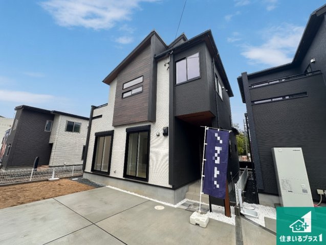 明石市魚住町中尾　新築一戸建ての外観|周辺は落ち着いた街並みの住宅地！子育てがしやすい住環境です！気になることがありましたら、お気軽にお問い合わせください！