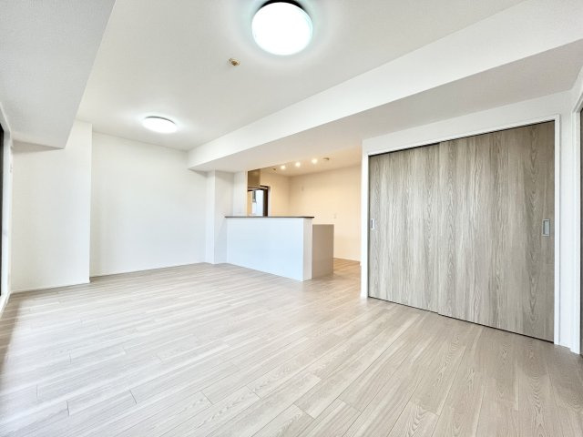 バンベール堺の居間・リビング