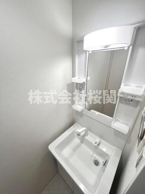 ＬＥＸＩＡ井土ヶ谷の独立洗面台|※同仕様参考写真