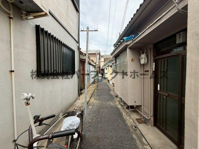 ツーイー寝屋川平屋の周辺