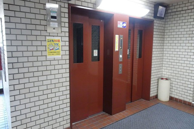 ファミール堺パート弐のその他共用部分|エレベーターホール