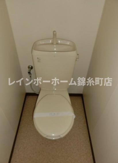 E studioのトイレ|※別部屋参照写真となります。