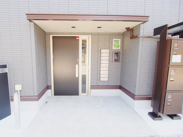 フィオーレ府中本町のエントランス