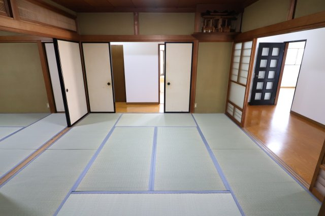 向野貸家の和室|和室続き間