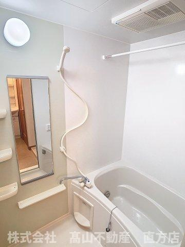 ジュネス新入Ａの浴室