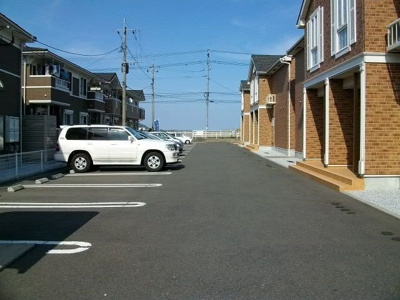 【駐車場】 | ソレーユ上曽根Ａ | カースペースがあります