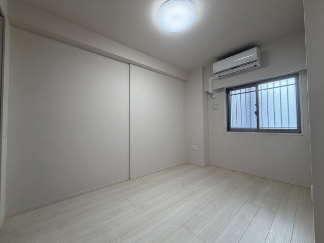 アネージュ大みかグラスタの洋室|6.0帖の洋室です。書斎やお子様のお部屋としてもご利用いただけます。