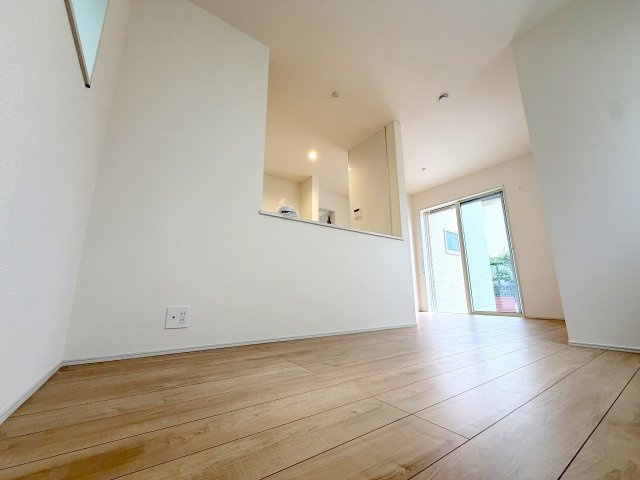 福生市熊川全２棟　新築戸建の居間・リビング