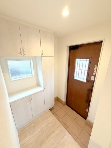 福生市熊川全２棟　新築戸建の玄関