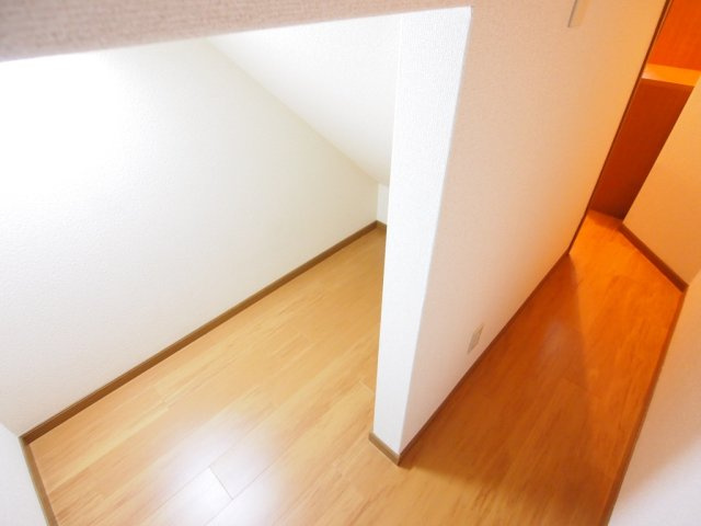 直方市大字山部のアパートのその他