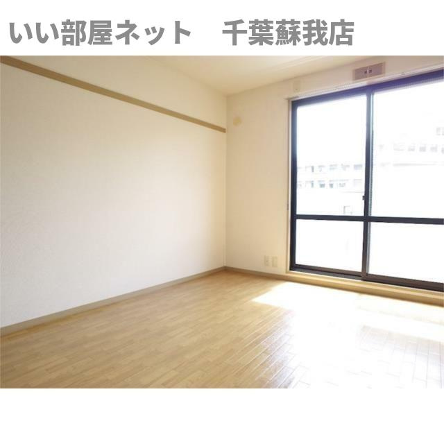 クレストＢの寝室|開放的な寝室です