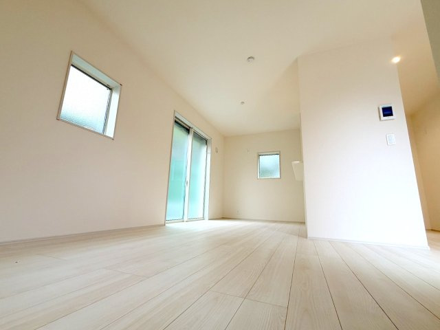 福生市熊川全２棟　新築戸建の居間・リビング