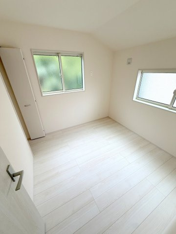 福生市熊川全２棟　新築戸建の洋室