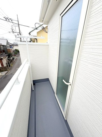 福生市熊川全２棟　新築戸建のバルコニー