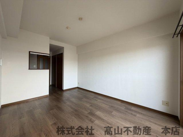 シーシャイン宮司の内装