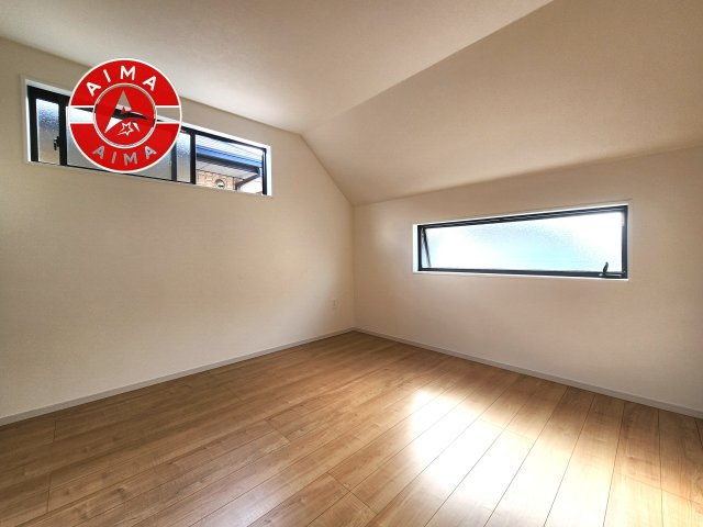 福岡市中央区笹丘3丁目第1-3棟（3号棟）　の子供部屋|穏やかな光が差し込む室内には、穏やかな時間が流れます。