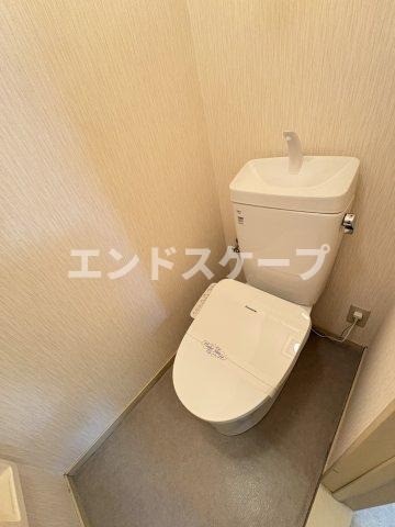 サントノーレB棟のトイレ|高崎、前橋のお部屋探しはエンドスケープまで！お客様の理想お聞かせ下さい♪