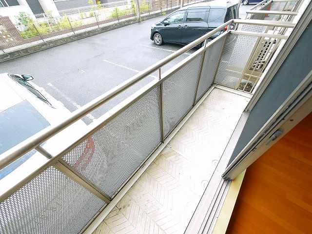 カーサベルデのバルコニー|バルコニーからの眺めを楽しみながら食事をしませんか