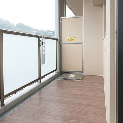 熊本市中央区新町３丁目の賃貸マンションのバルコニー