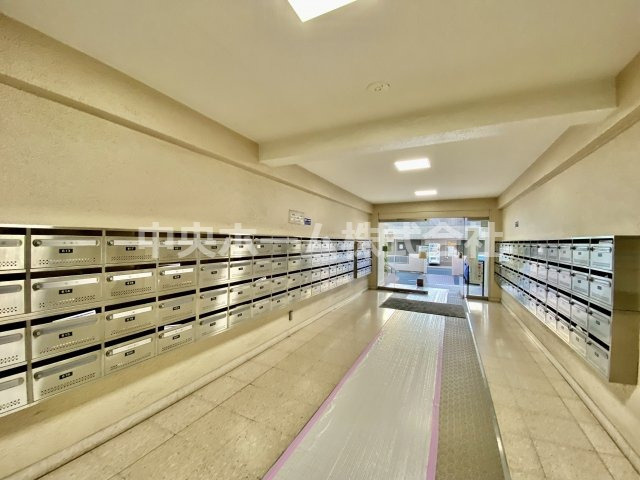東陽町ハイホームA棟の設備|メールボックス