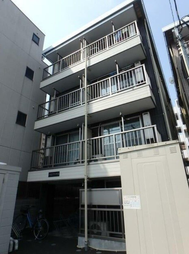 川口プラザDの外観