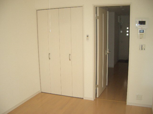 サンライズ船橋塚田のセキュリティ|嬉しいモニタ付きインタフォン