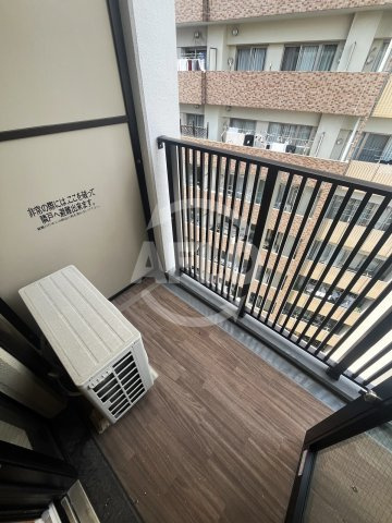 Metrosa谷町六丁目Northのバルコニー|Metrosa谷町六丁目North　バルコニー