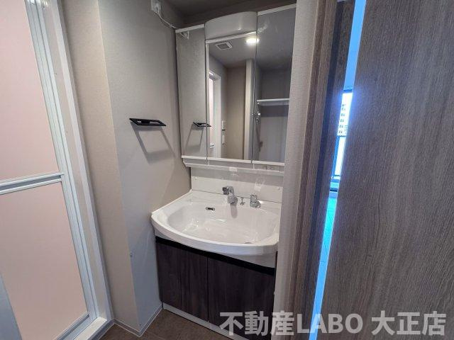 Louis Residence 弁天町 の洗面所