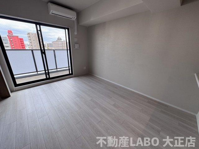 Louis Residence 弁天町 の洋室