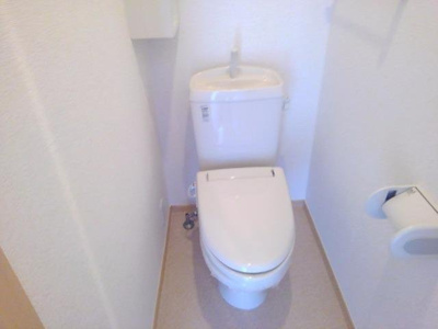 【トイレ】 | カーサ　ステラ | 清潔感のあるトイレです