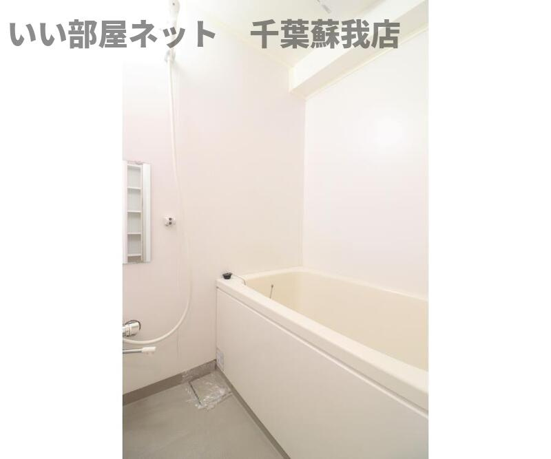 シャトーイノハナの浴室|ゆったり過ごせるお風呂です