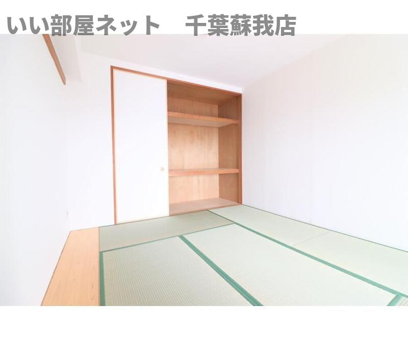 シャトーイノハナの和室|畳の上でゆっくりとくつろげる和室です