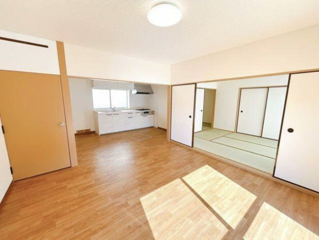 緑町平屋　売り住宅の居間・リビング