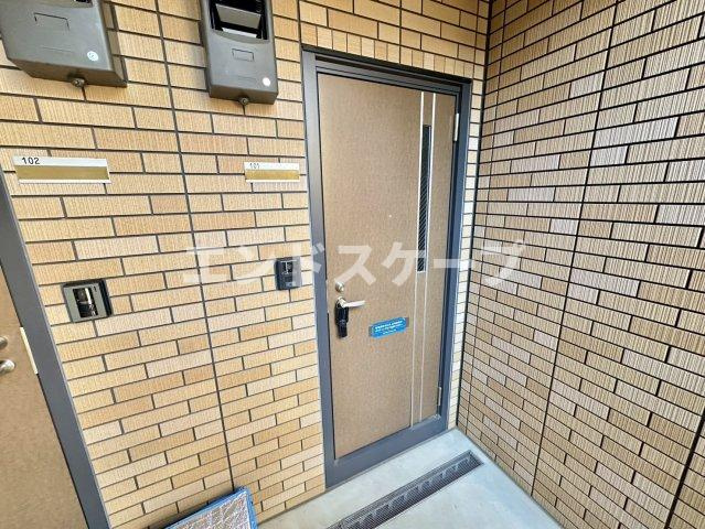 アルフェッカBの玄関|高崎、前橋のお部屋探しはエンドスケープまで！お客様の理想お聞かせ下さい♪