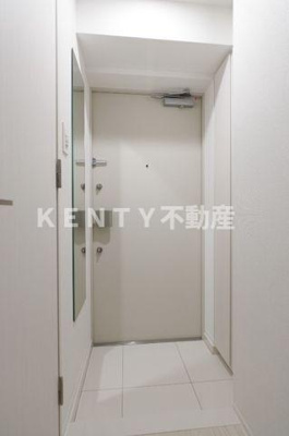 【玄関】 | ブライズ雪谷大塚 | 明るい玄関です