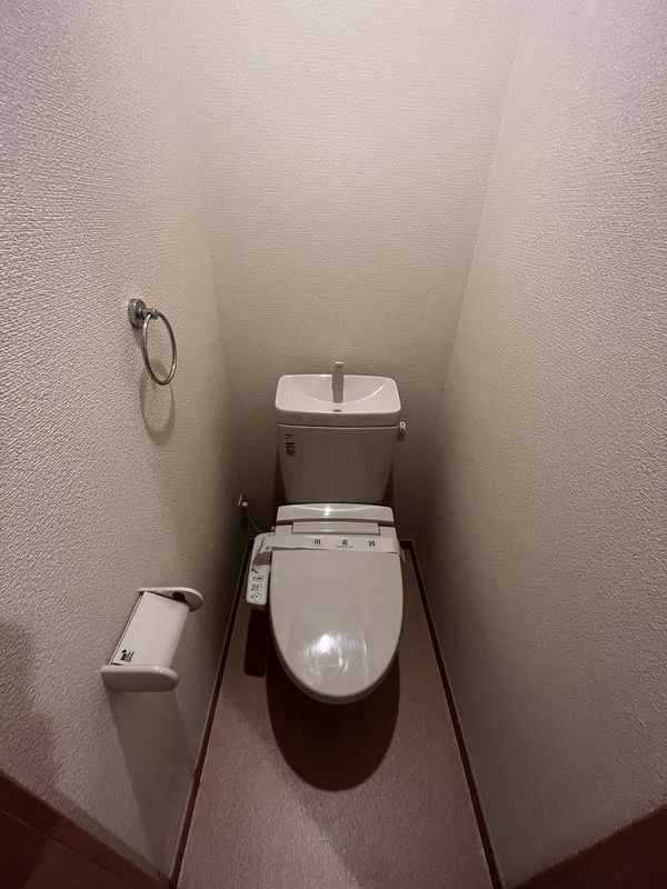 リーヴェルＧｉｎｏ元住吉のトイレ