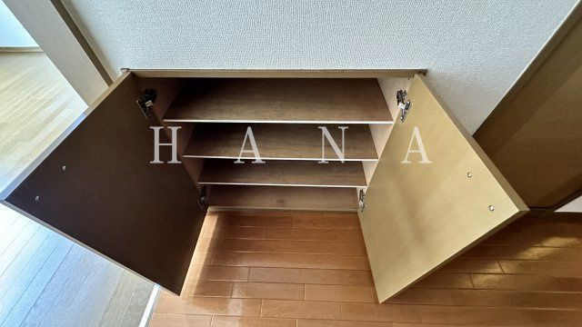 ジュネス国立の収納|別号室参考写真