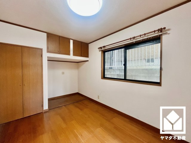 京田辺市薪畠の子供部屋