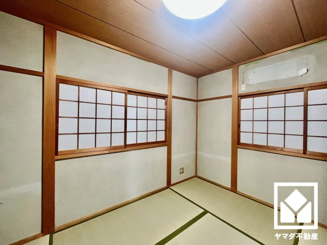 京田辺市薪畠の和室
