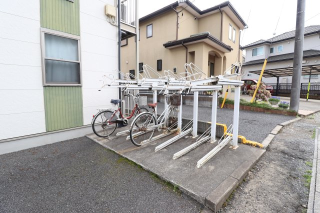 アムールおゆみ台のエントランス|駐輪場