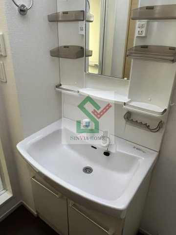 アサピリラニの独立洗面台