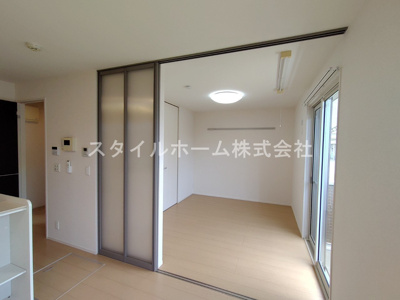 【洋室】 | コンフォート | 別部屋写真です。