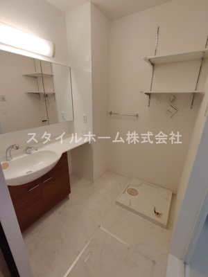 【洗面所】 | コンフォート | 別部屋写真です。