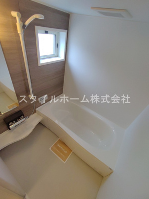 【浴室】 | コンフォート | 別部屋写真です。