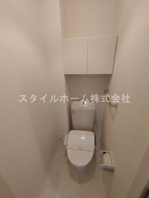 【トイレ】 | コンフォート | 別部屋写真です。